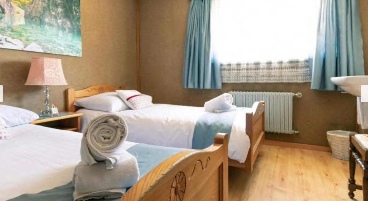 Hotel L'Escale Le Châble Exteriör bild